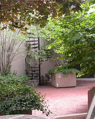 Custer Street Lofts exterior